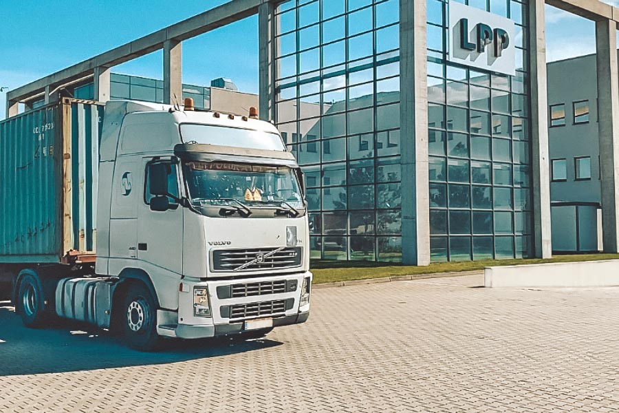 LPP has earmarked PLN 5.4 million for support of health facilities as part of the #LPPpomaga action LPP has earmarked PLN 5.4 million for support of health facilities as part of the #LPPpomaga action
