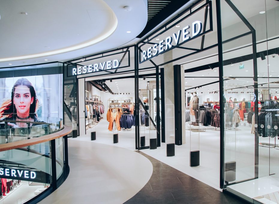 Początek roku w LPP pod znakiem dwucyfrowych spadków sprzedaży porównywalnej  i trzycyfrowych wzrostów przychodów z e-commerce