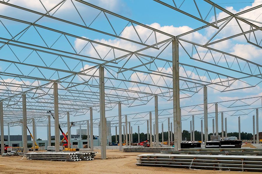 Metalowa konstrukcja magazynu