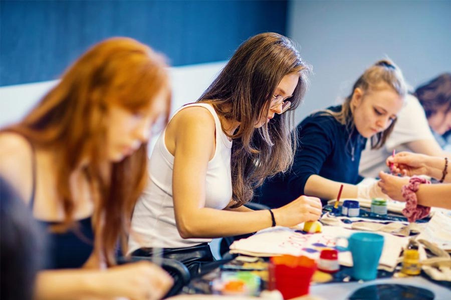 Internships are now in fashion! Summer Fashion Lab kicks off