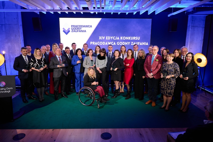 LPP z deszczem nagród za działania społeczne