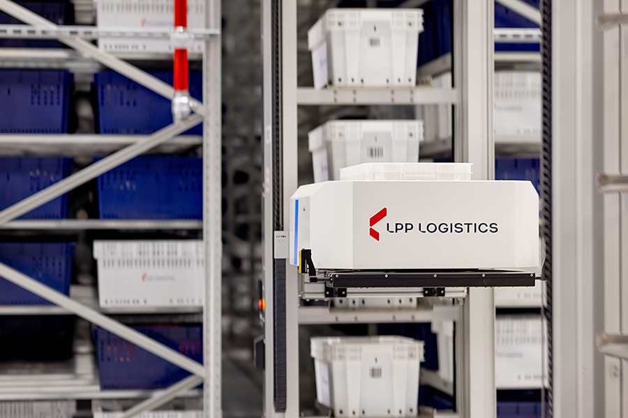 LPP Logistics has implemented robotic solutions in its fulfillment center near Bydgoszcz