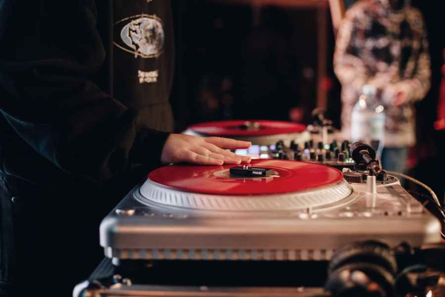 Przystanek MŁODZIEŻ. Fundacja LPP organizuje wydarzenie na rzecz młodych ludzi