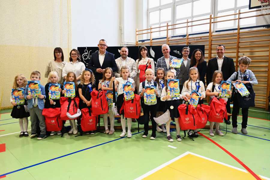 Fundacja LPP przygotowała 1000 wyprawek dla uczniów