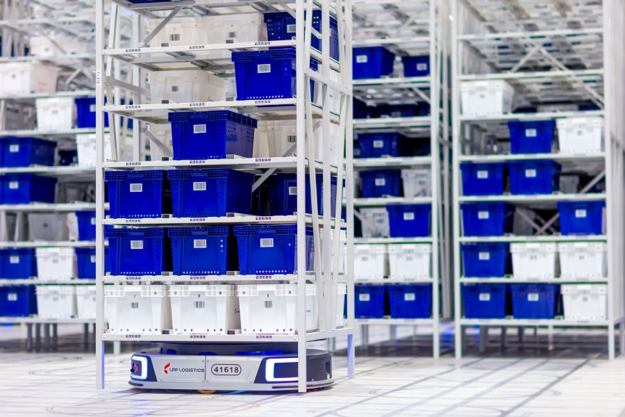 LPP Logistics ponad sześciokrotnie zwiększa flotę robotów w magazynach i buduje jeden z największych parków autonomicznych w regionie